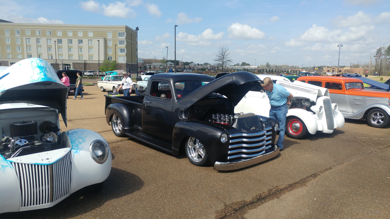 Illustration for article titled 40th Annual Dixie Rod Run